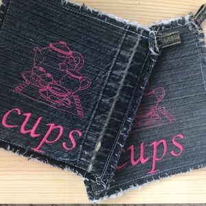 2 upcycled repurposed denim 👖 pot holders